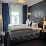 Burkhardt & Guest house 4*