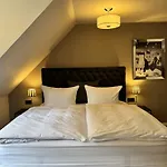 Burkhardt & 4* Meissen