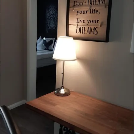 Burkhardt בית הארחה