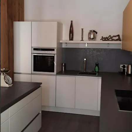 בית הארחה Burkhardt 4*