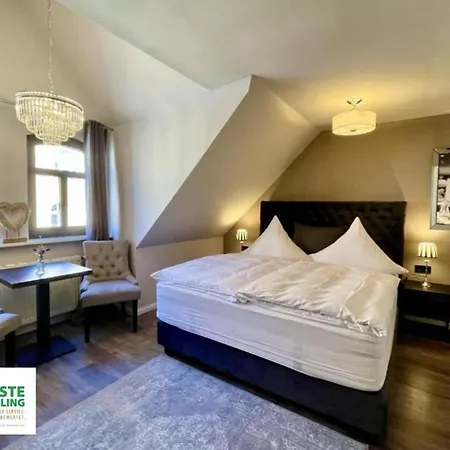 Burkhardt & Guest house
